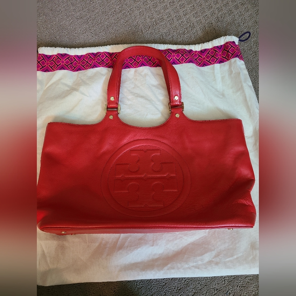 Tory Burch Bombe Burch Tote